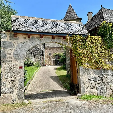 Villa Beautifully Restored Lunac